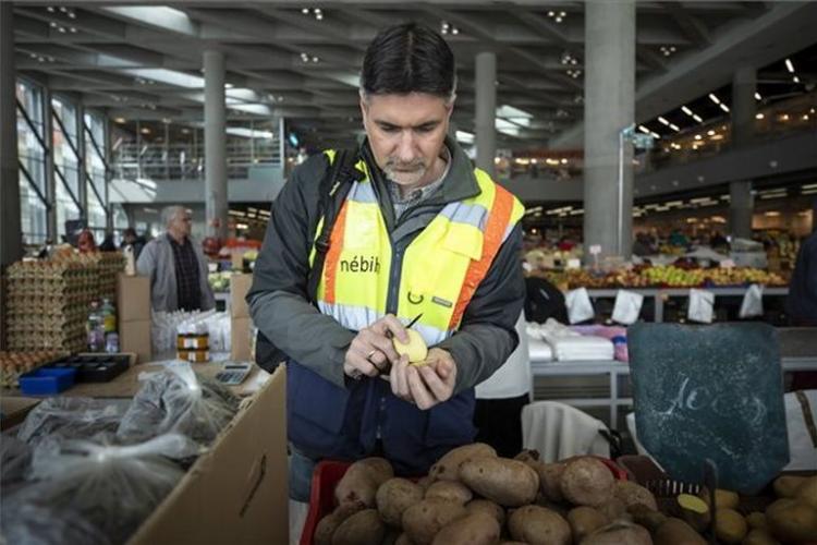 Megkezdődött a 2019-es nagy Húsvéti élelmiszer razzia